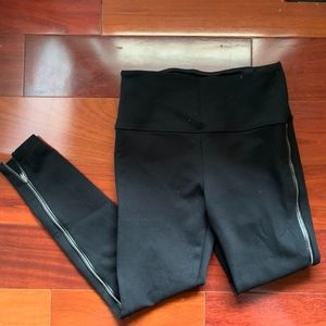 Lysee Jessy Black Leggings with Zipper, MP (UEC)